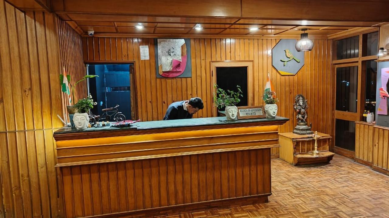 Surbee Resort Масурі Екстер'єр фото
